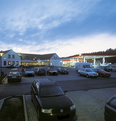 Außenansicht Maxi Autohof