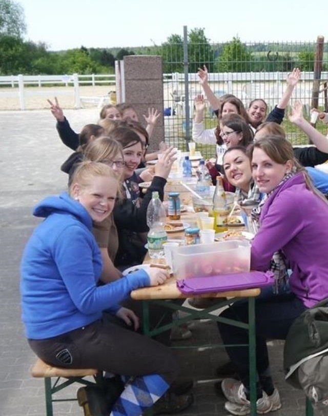 Gesellige Runde PSV Falkenhorst Helferskirchen e. V.