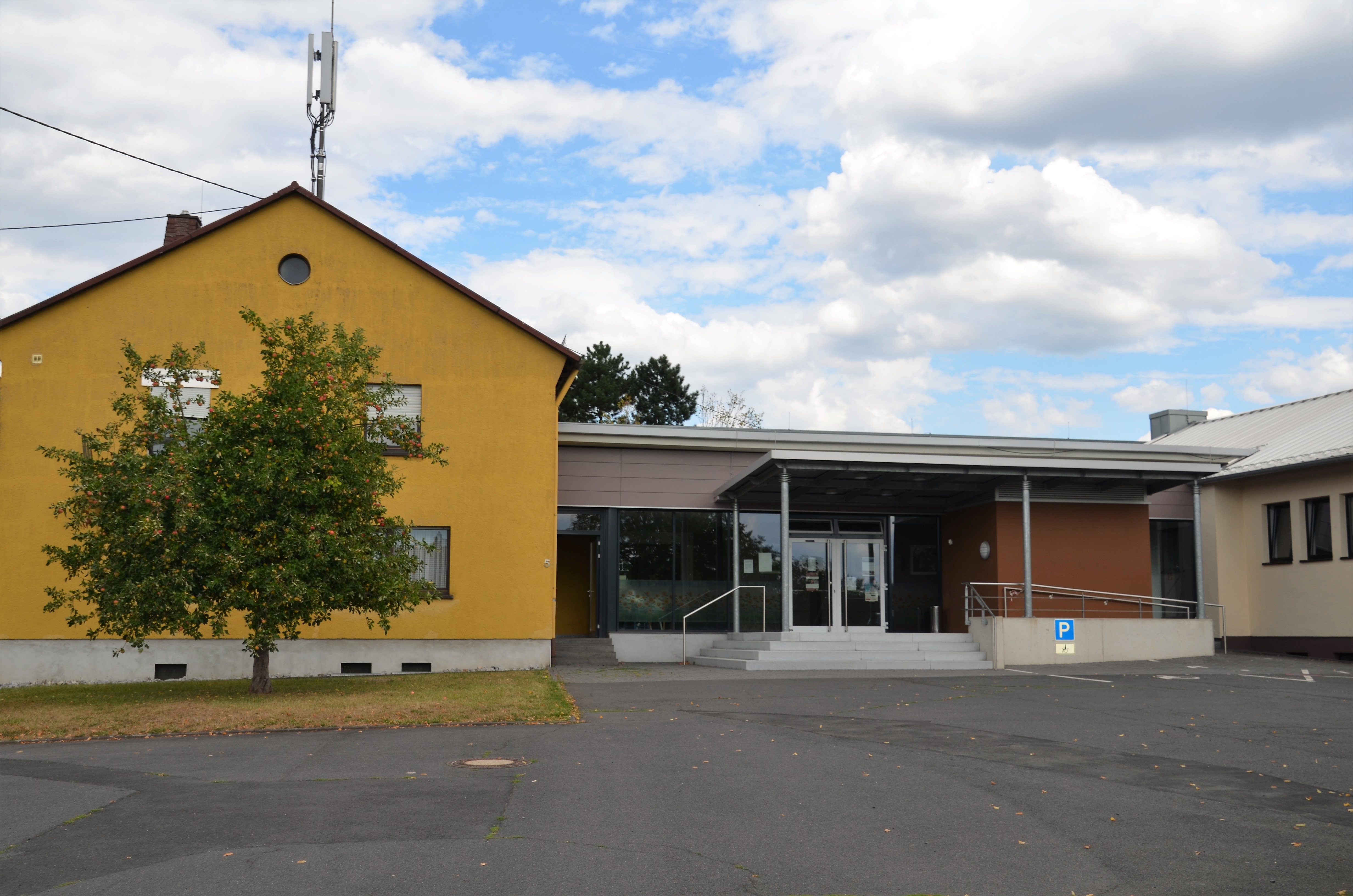 Sonnenberghalle Helferskirchen