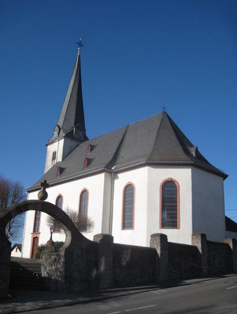 katholische Pfarrkirche "Mariä Himmelfahrt"