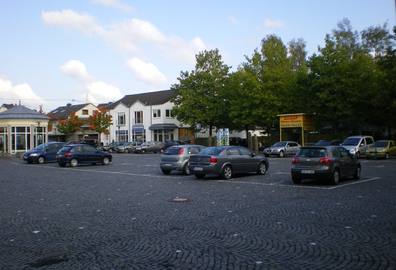 Parkplatz Konrad Adenauer Platz