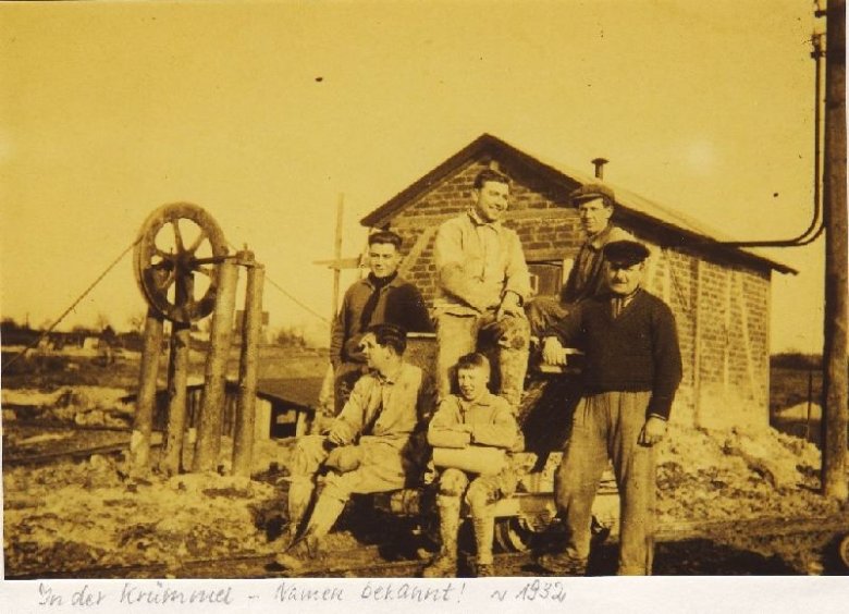 Männer mit Seilwinde in der Krümmel (ca. 1932)