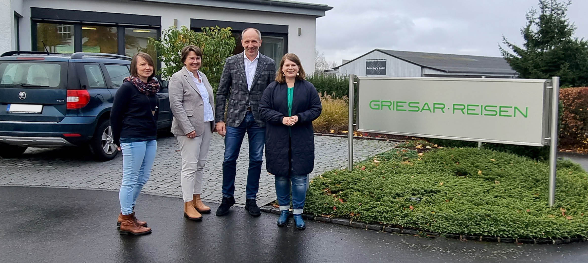 Bürgermeisterin Marzi vor Ort bei Griesar Reisen