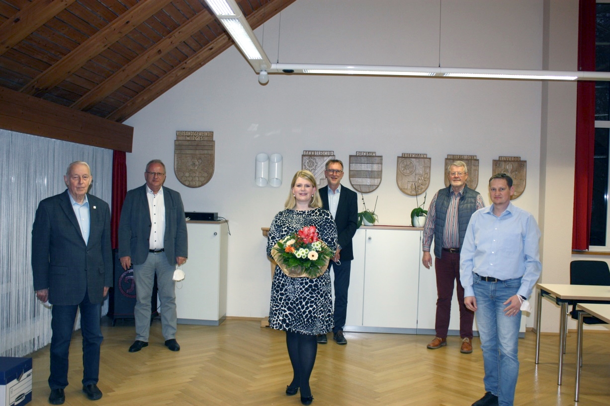 Mitte: Alexandra Marzi von links: Uli Keßler, Bürgermeister Michael Ortseifen, Wolfgang Baldus, Hans Kollosche, Alexander Salheiser